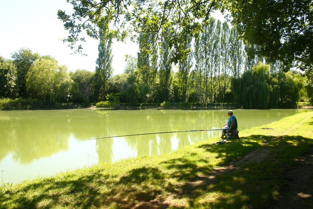 Pêche au lac de Saint-Mandé | Offre Week-End Tout Compris | Bois de Vincennes